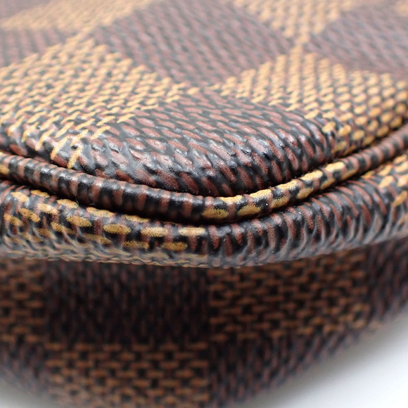 LOUIS VUITTON Brown Damier Mini Bag - Picture 6 of 9
